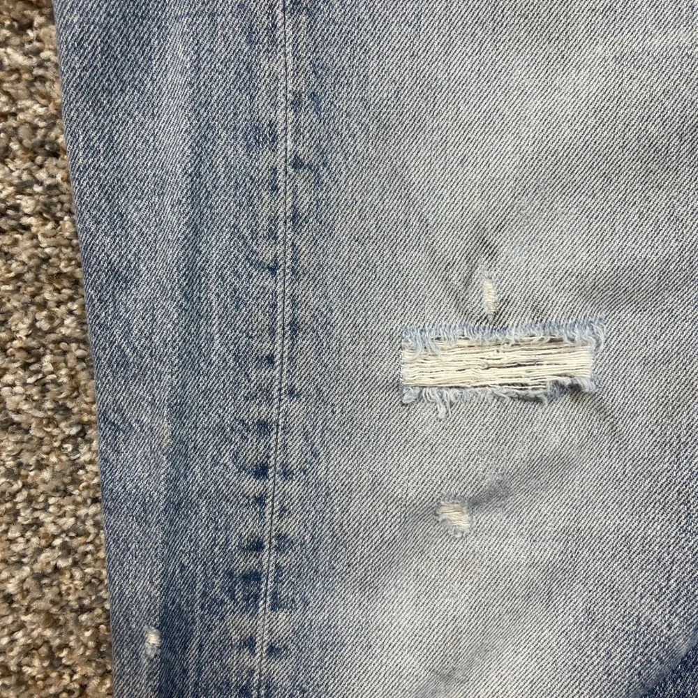 Vintage Levi's 501 Men's 36x28 Jeans USA Made Distressed Button Fly Light Wash - Picture 13 of 13